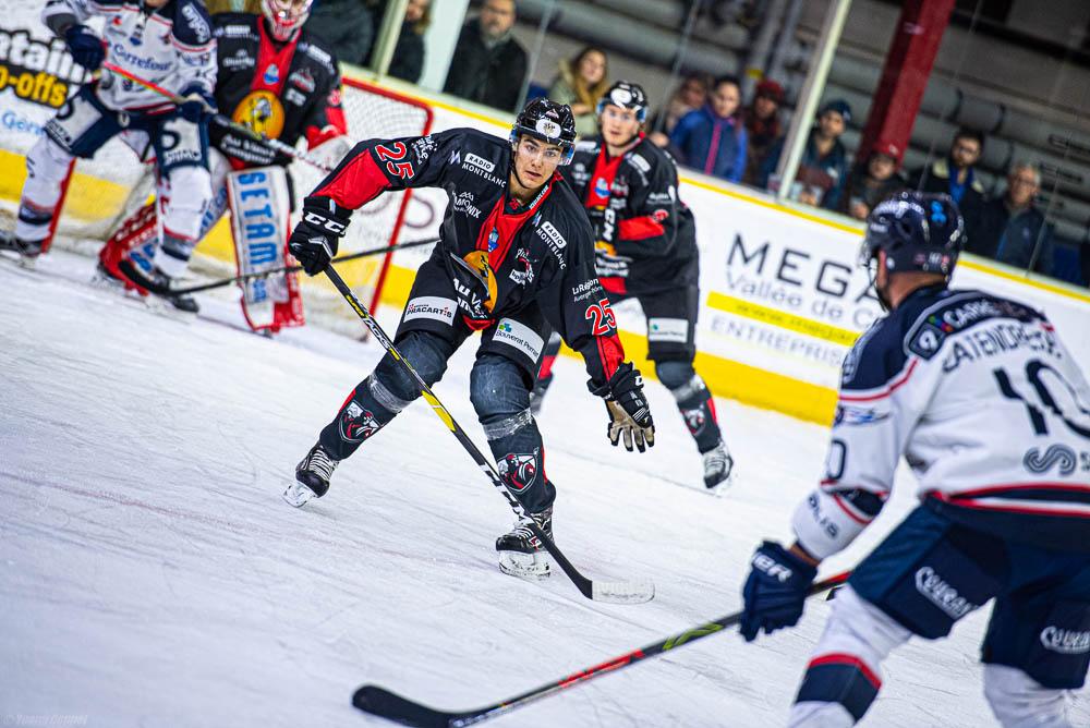 Chamonix  6 - 3 Angers 