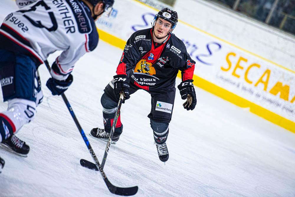 Chamonix  6 - 3 Angers 