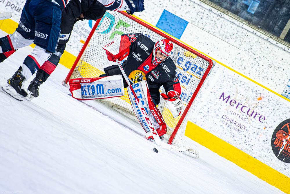 Chamonix  6 - 3 Angers 