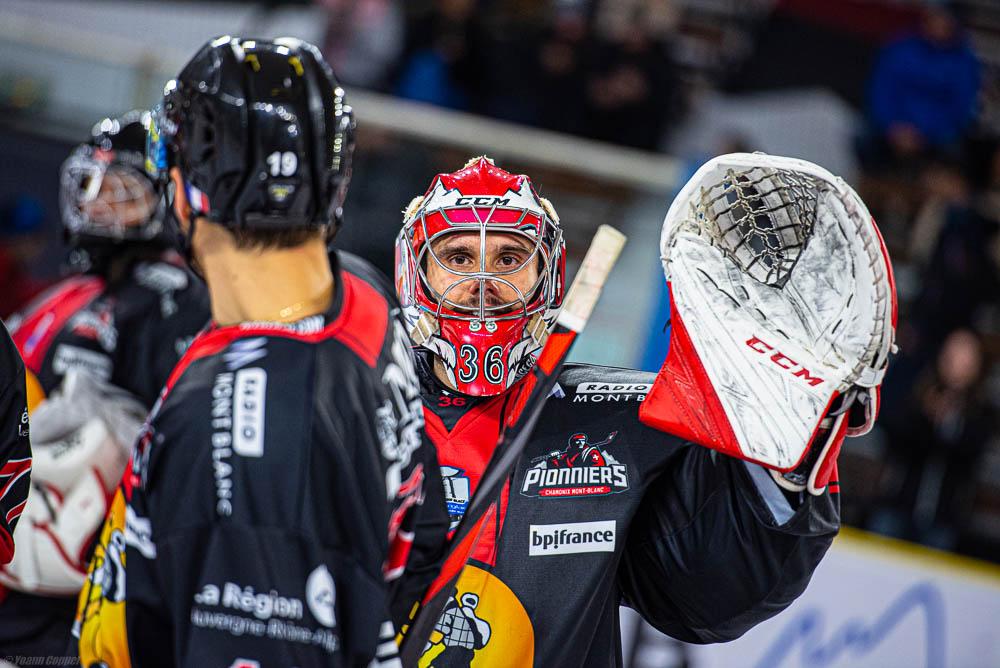 Chamonix  6 - 3 Angers 