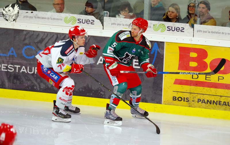 Anglet 2 - 3 Grenoble 