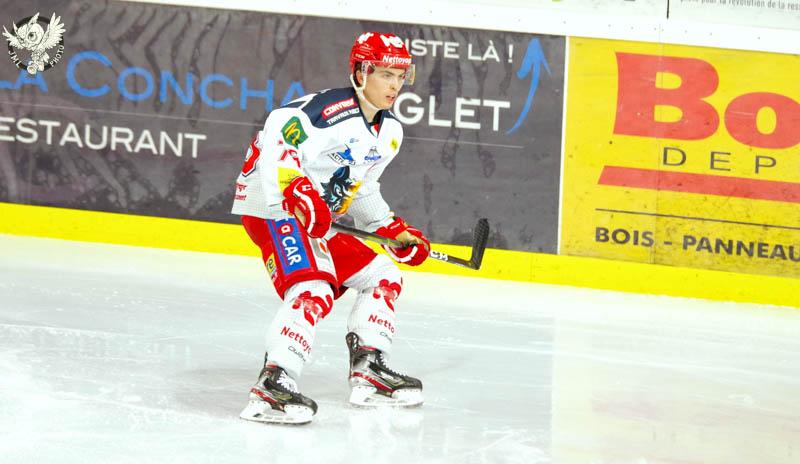 Anglet 2 - 3 Grenoble 
