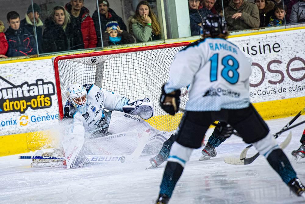 Chamonix  4 - 3 Gap 