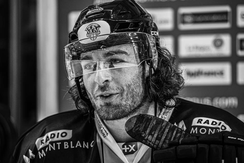 Chamonix  4 - 3 Gap 