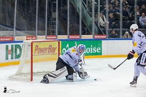 Genève 3 - 4 Fribourg