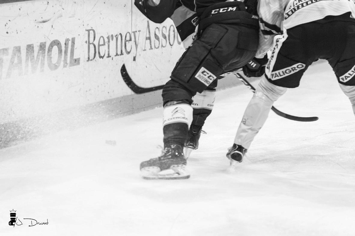 Genève 3 - 4 Fribourg