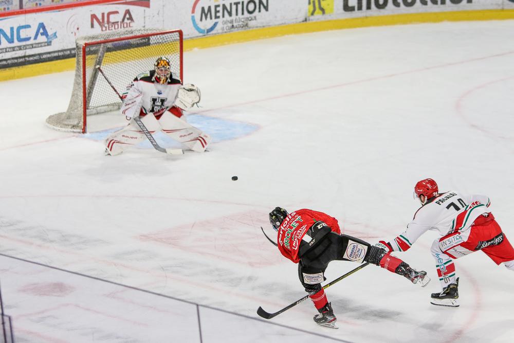 Amiens  8 - 2 Anglet