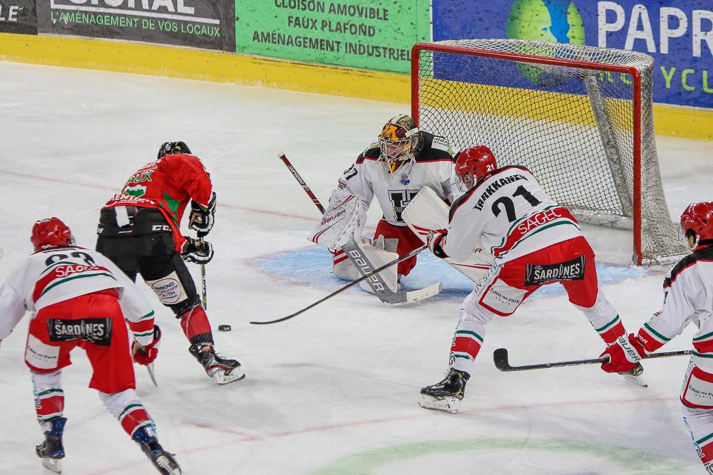 Amiens  8 - 2 Anglet