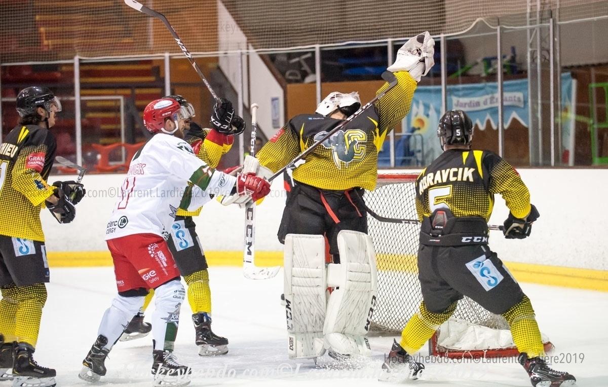 Chambéry 5 - 4 Cergy-Pontoise