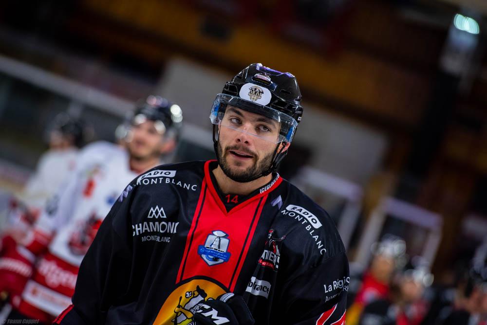 Chamonix  5 - 2 Briançon 