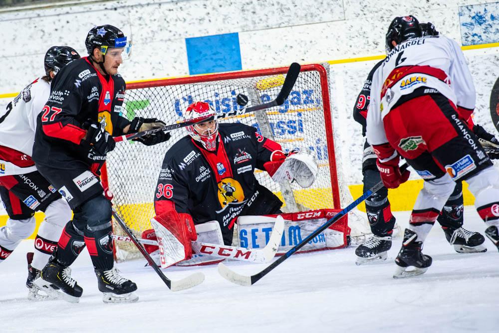 Chamonix  5 - 2 Briançon 