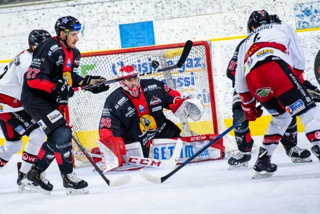 Photo hockey match Chamonix  - Briançon  le 06/12/2019
