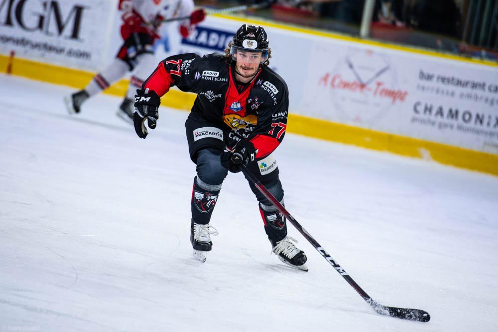 Chamonix  5 - 2 Briançon 