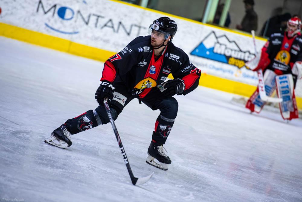 Chamonix  5 - 2 Briançon 