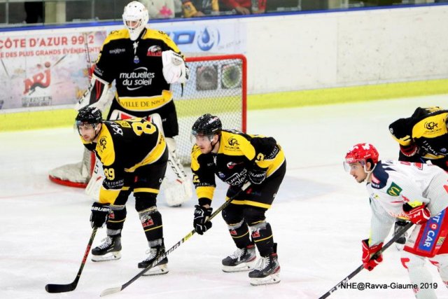 Photo hockey match Nice - Grenoble  le 20/12/2019