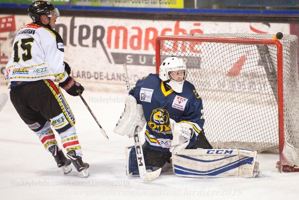 Villard-de-Lans II 0 - 3 Nimes