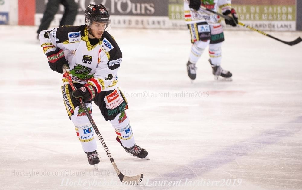 Villard-de-Lans II 0 - 3 Nimes