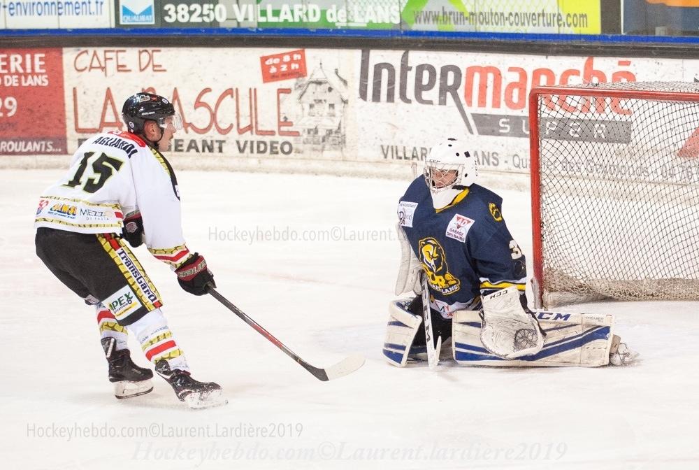 Villard-de-Lans II 0 - 3 Nimes