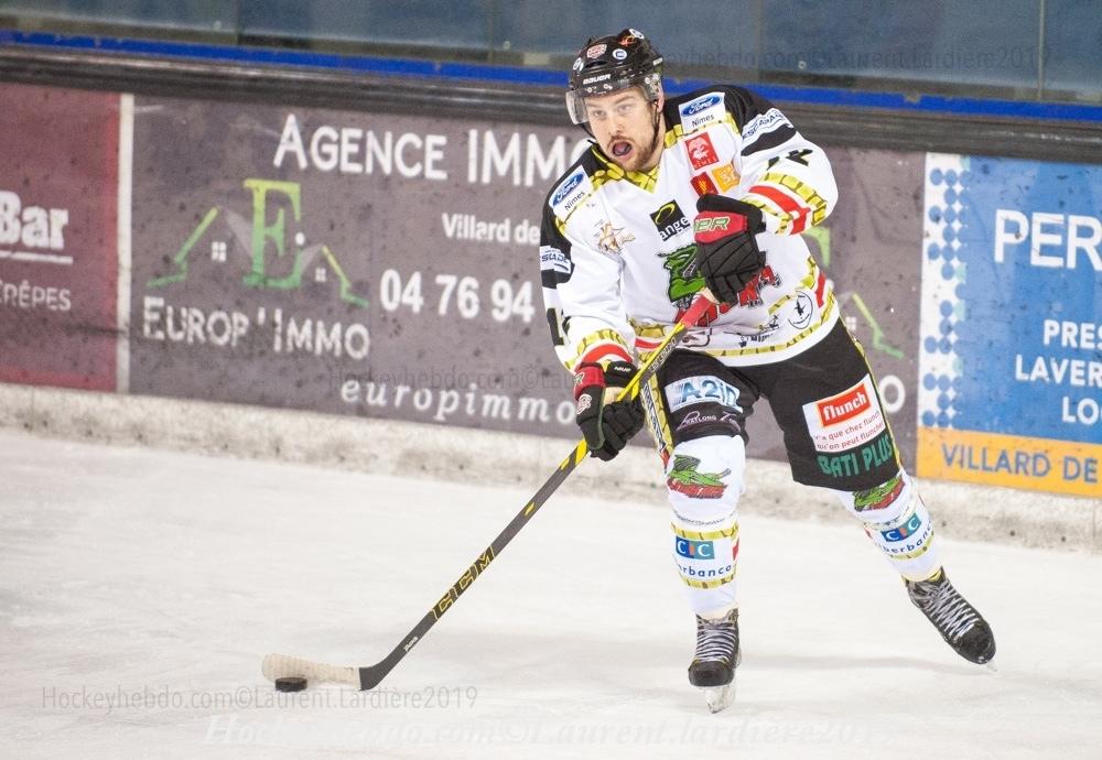 Villard-de-Lans II 0 - 3 Nimes