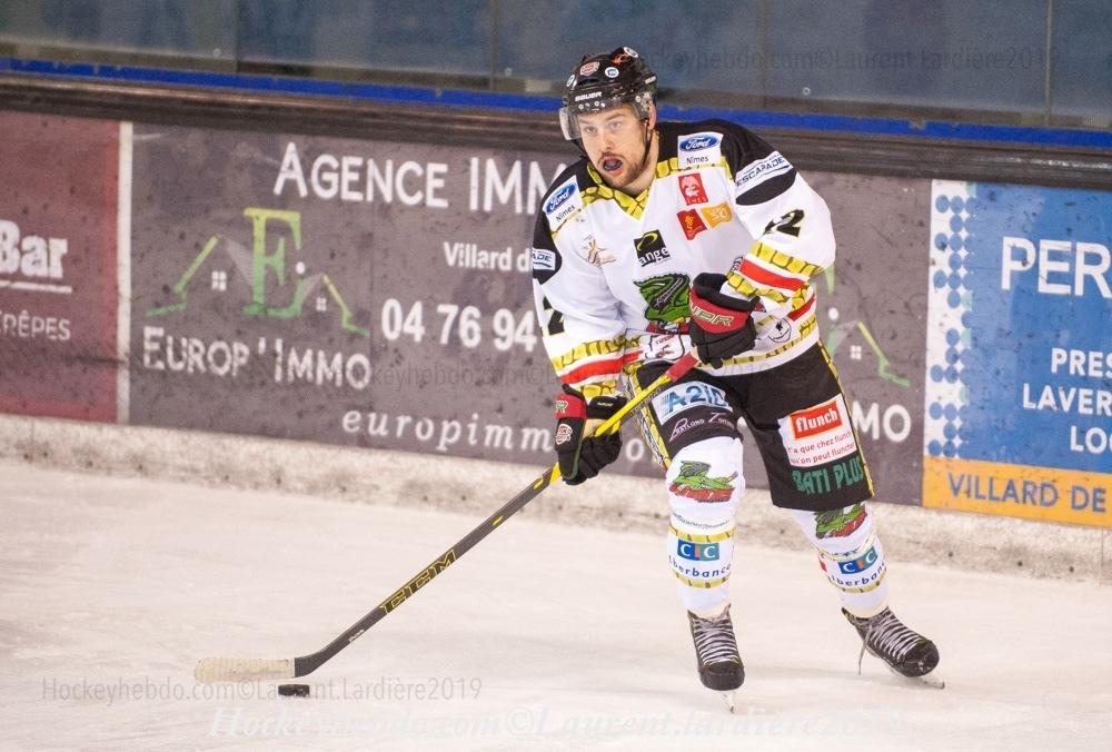 Villard-de-Lans II 0 - 3 Nimes