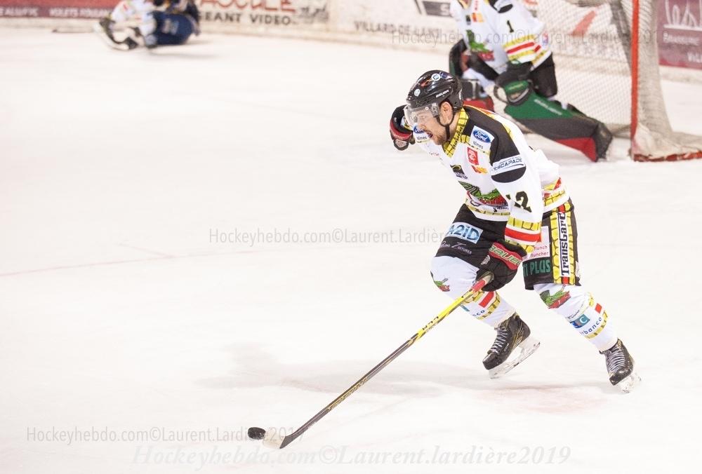 Villard-de-Lans II 0 - 3 Nimes