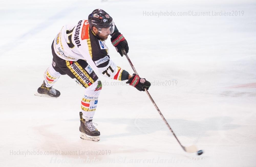 Villard-de-Lans II 0 - 3 Nimes