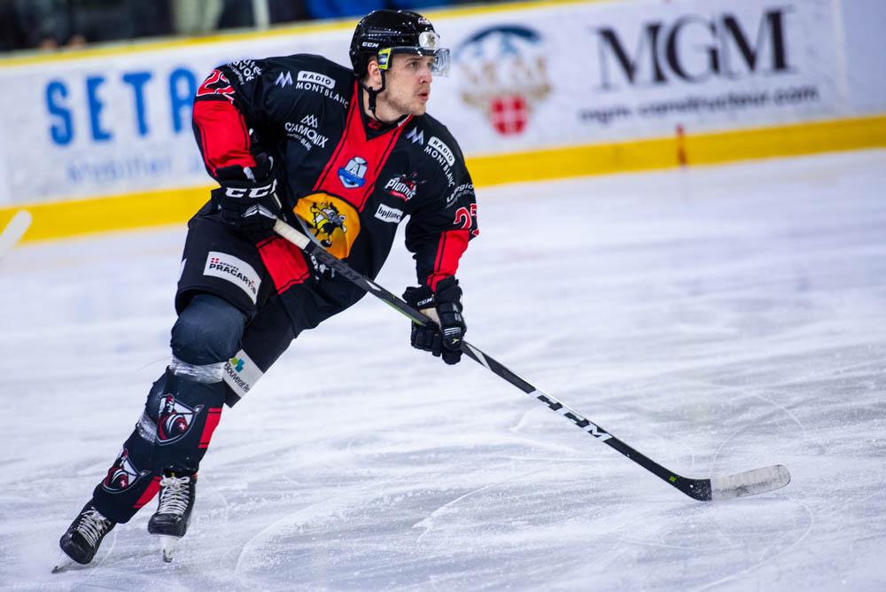 Chamonix  6 - 3 Grenoble 