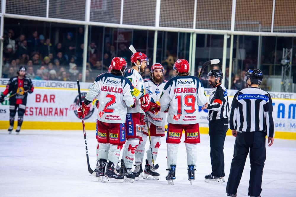 Chamonix  6 - 3 Grenoble 
