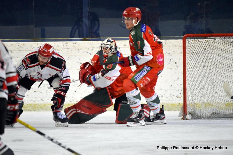 Mont-Blanc 4 - 3 Neuilly/Marne