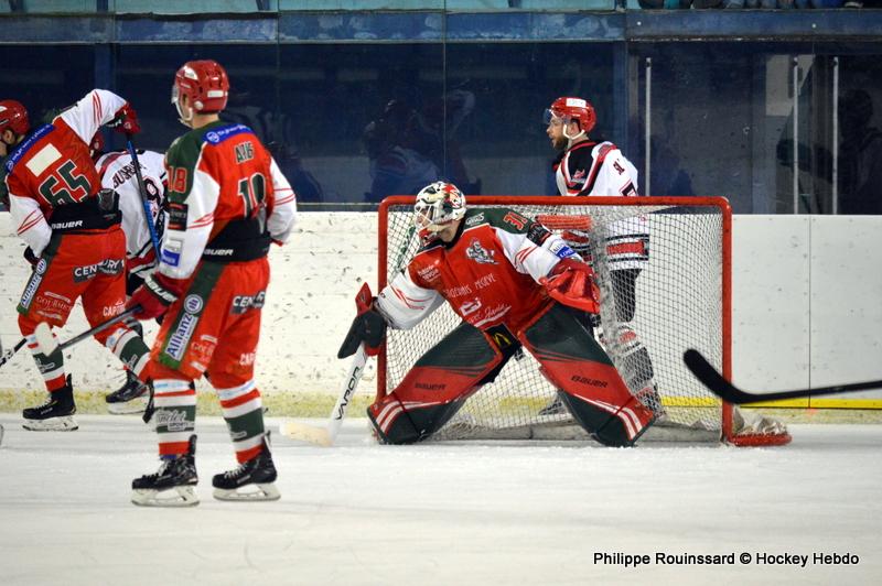 Mont-Blanc 4 - 3 Neuilly/Marne