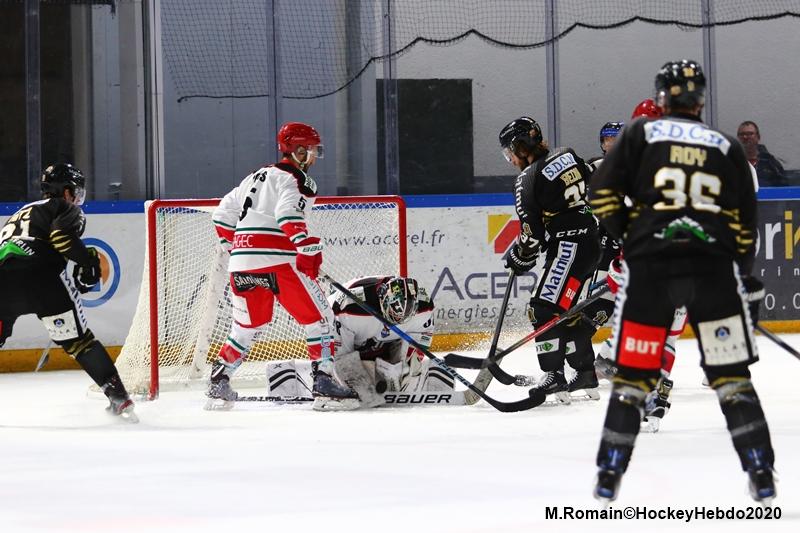 Rouen 3 - 0 Anglet