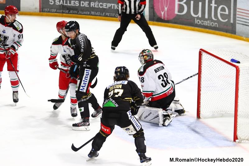 Rouen 3 - 0 Anglet
