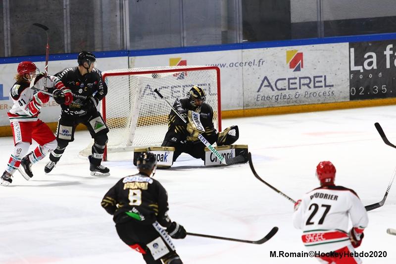 Rouen 3 - 0 Anglet