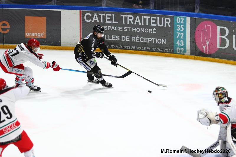 Rouen 3 - 0 Anglet
