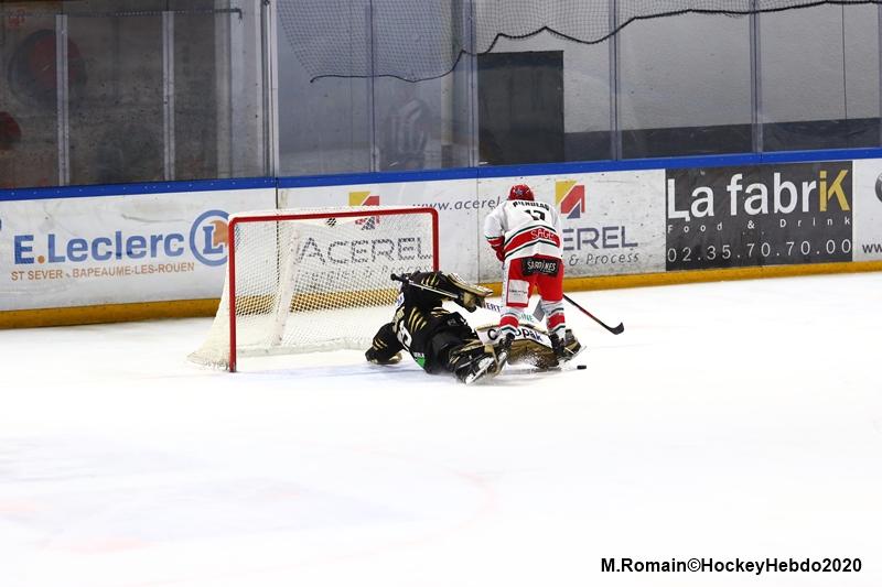 Rouen 3 - 0 Anglet