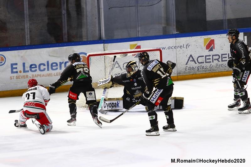 Rouen 3 - 0 Anglet