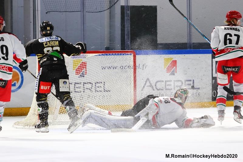 Rouen 3 - 0 Anglet