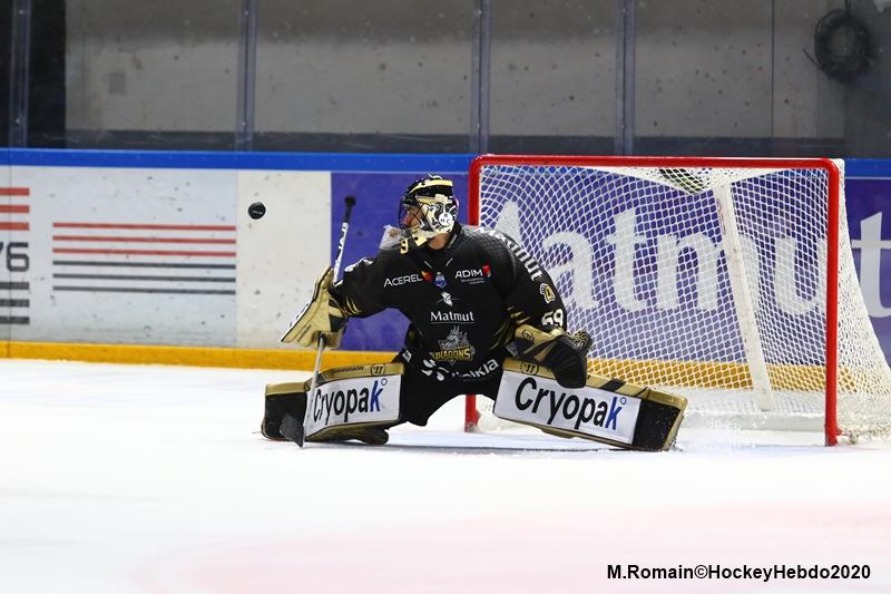 Rouen 3 - 0 Anglet