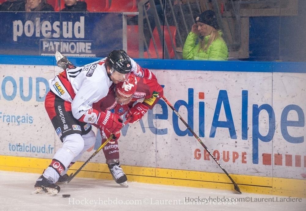 Grenoble  12 - 1 Briançon 