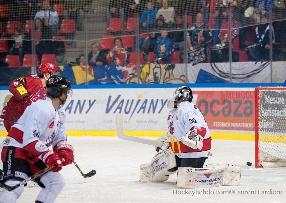 Grenoble  12 - 1 Briançon 