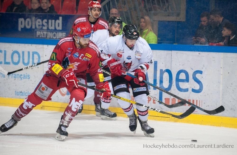 Grenoble  12 - 1 Briançon 
