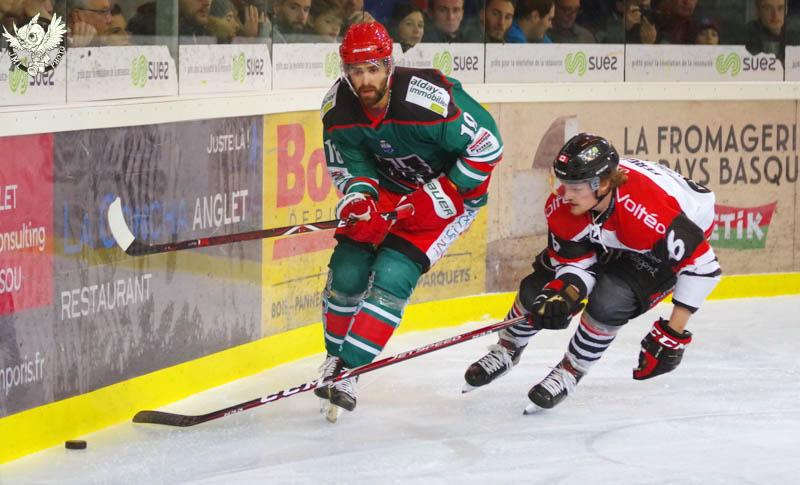 Anglet 2 - 4 Bordeaux