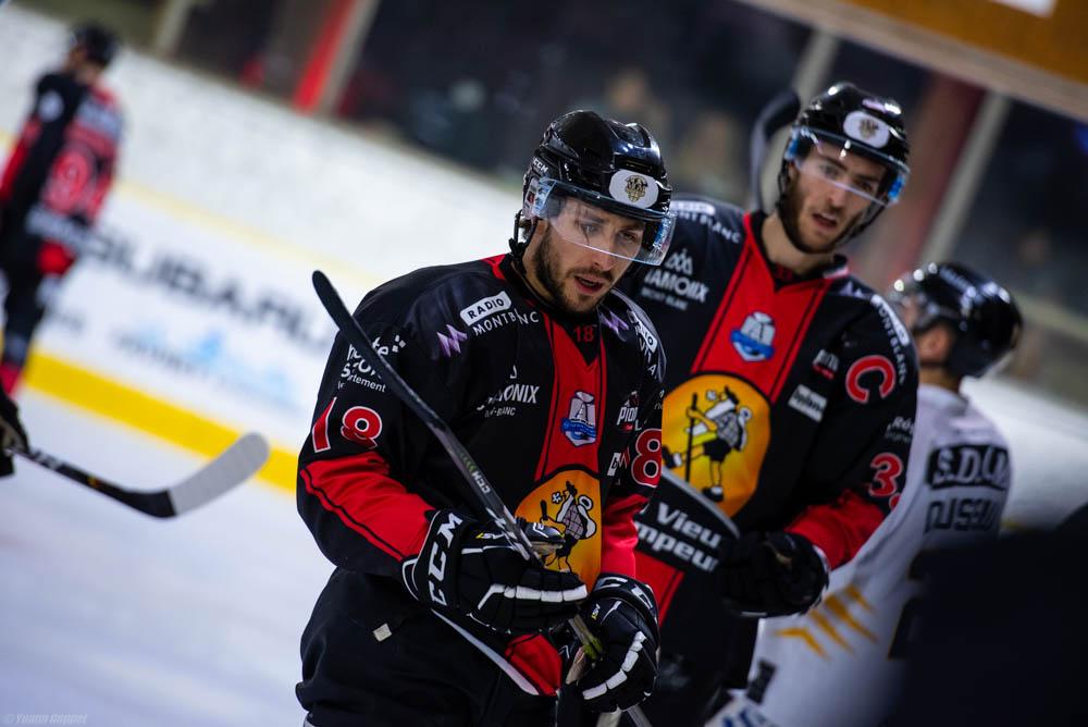 Chamonix  5 - 1 Rouen