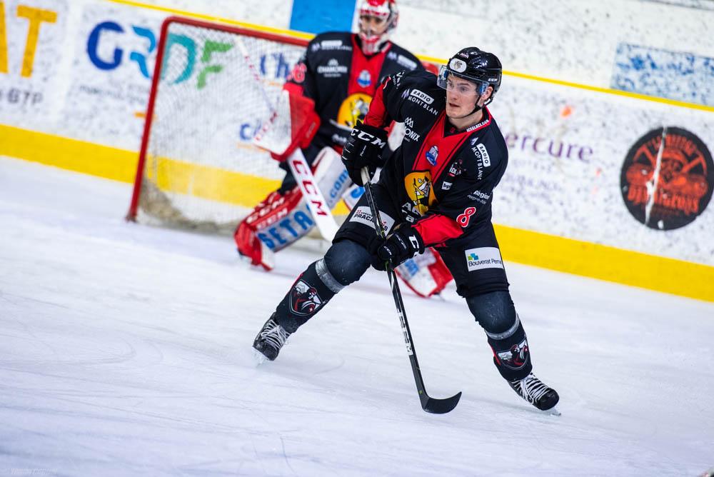 Chamonix  5 - 1 Rouen