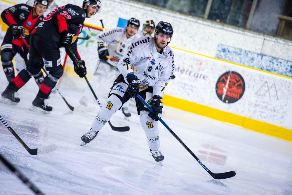 Chamonix  5 - 1 Rouen
