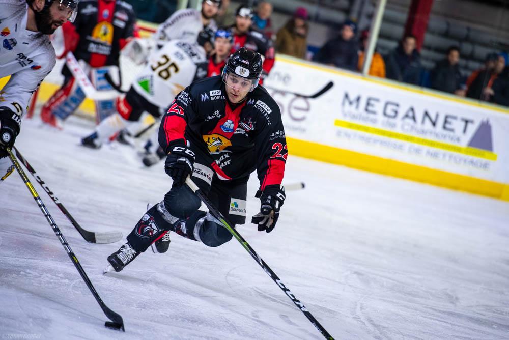 Chamonix  5 - 1 Rouen