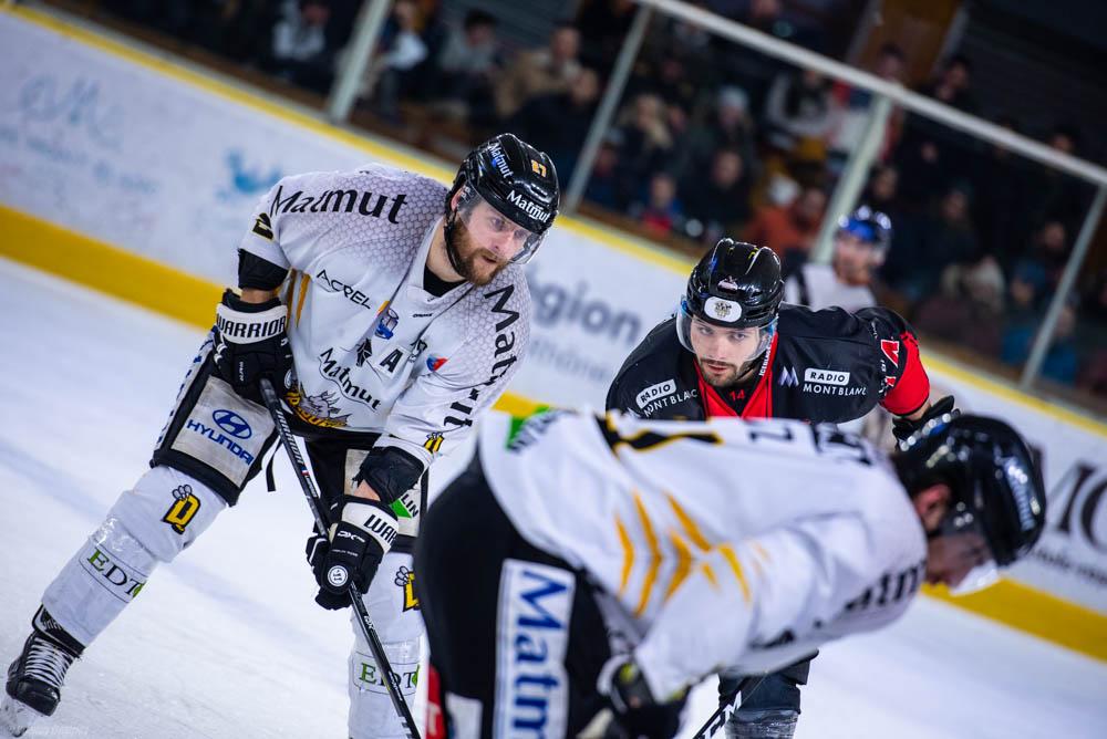 Chamonix  5 - 1 Rouen