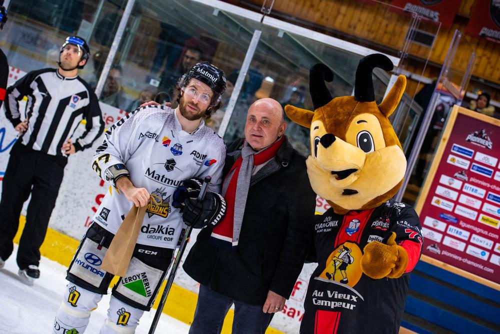 Chamonix  5 - 1 Rouen