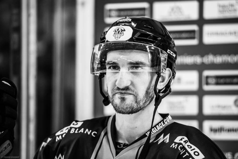 Chamonix  5 - 1 Rouen