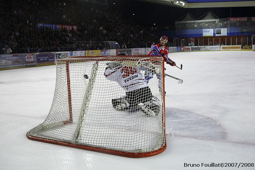 Lyon 4 - 5 Nice